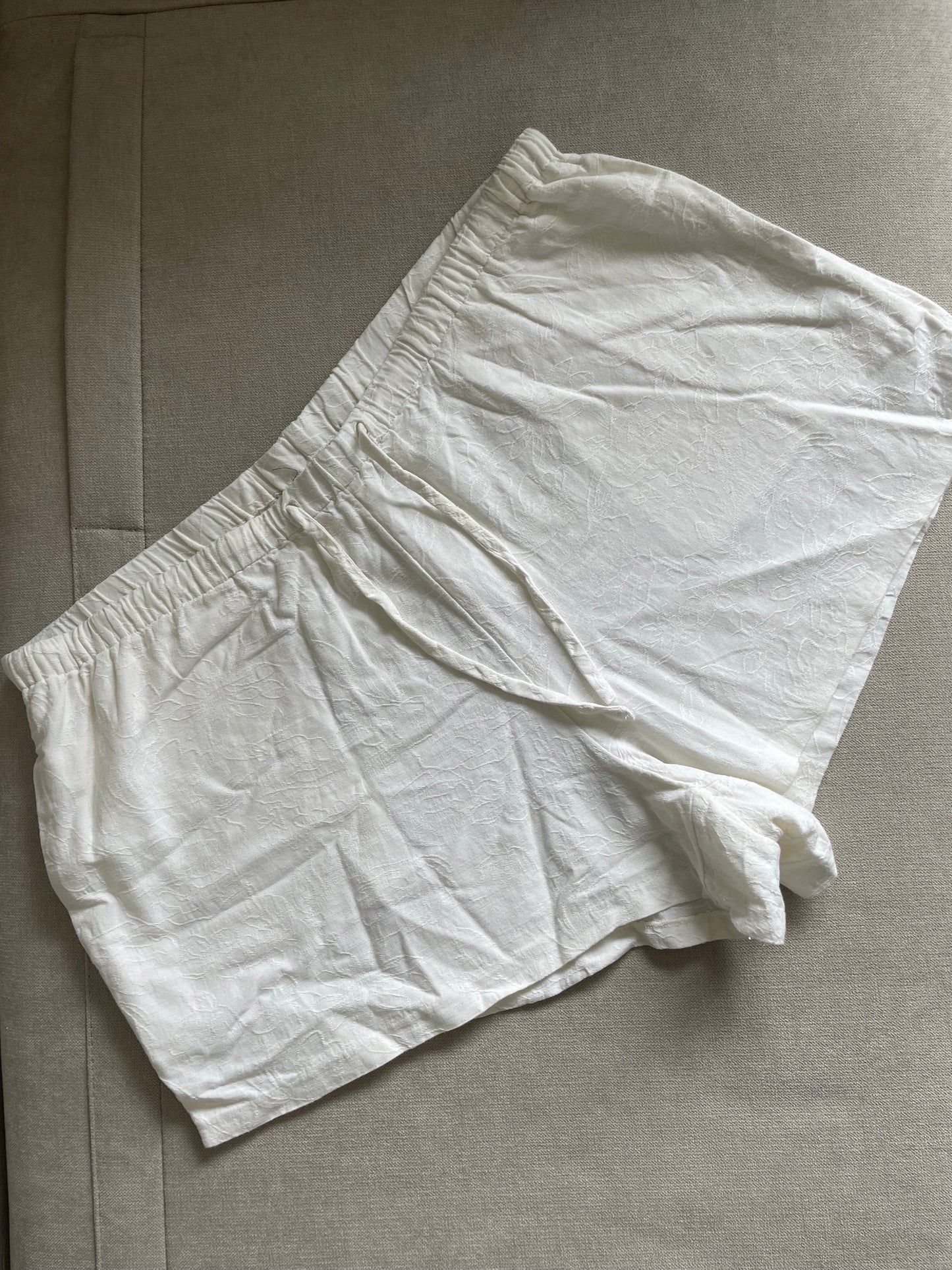 Shorts - Size L