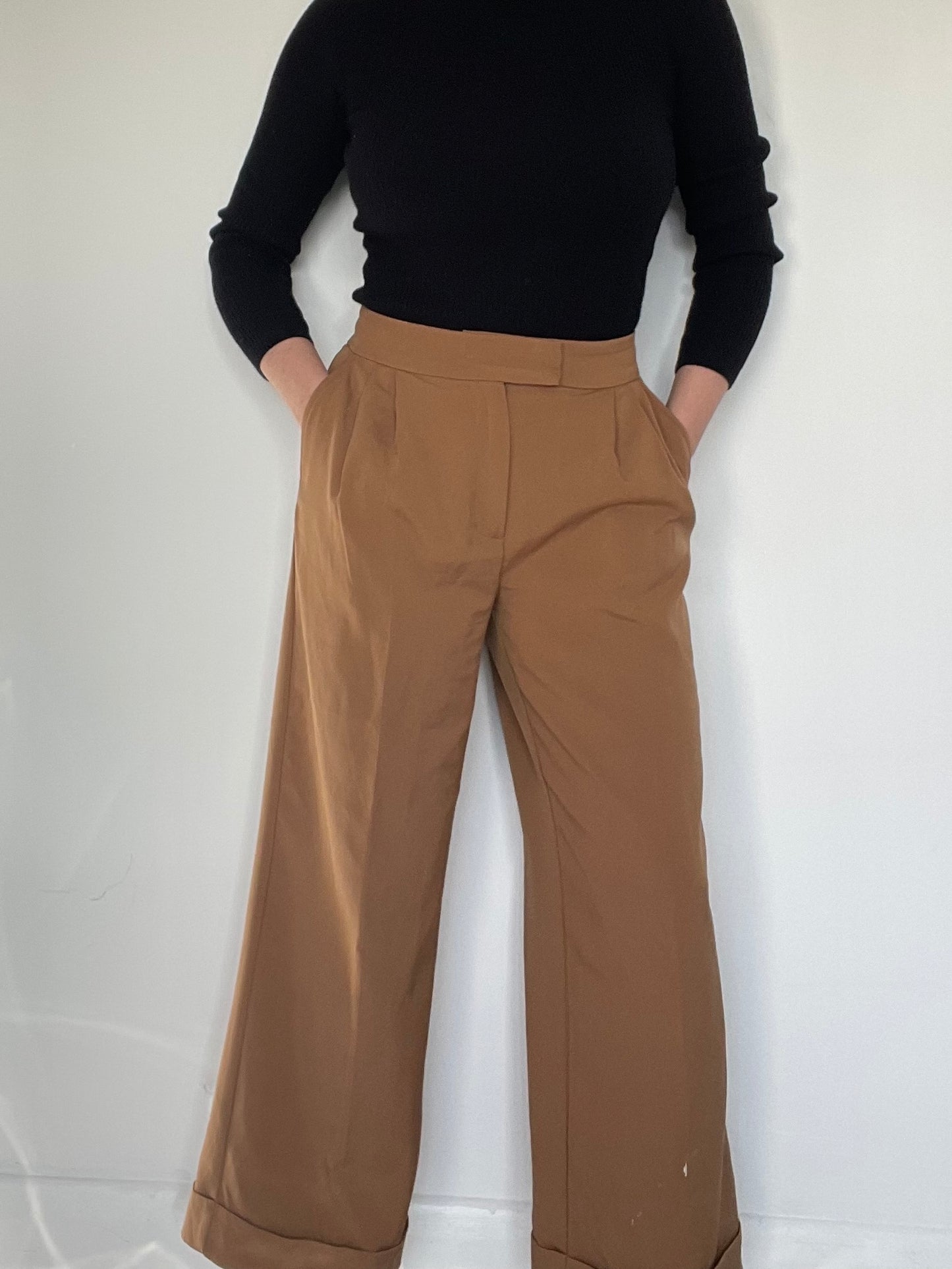 Zara Trousers - Size Small