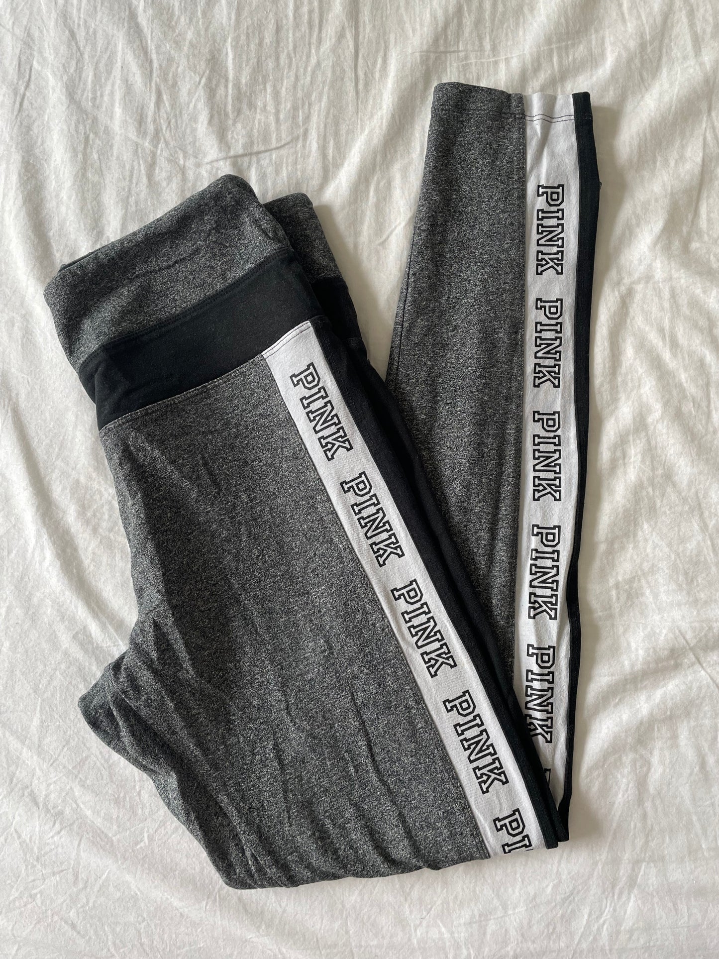 Victoria's Secret Leggings - Size M