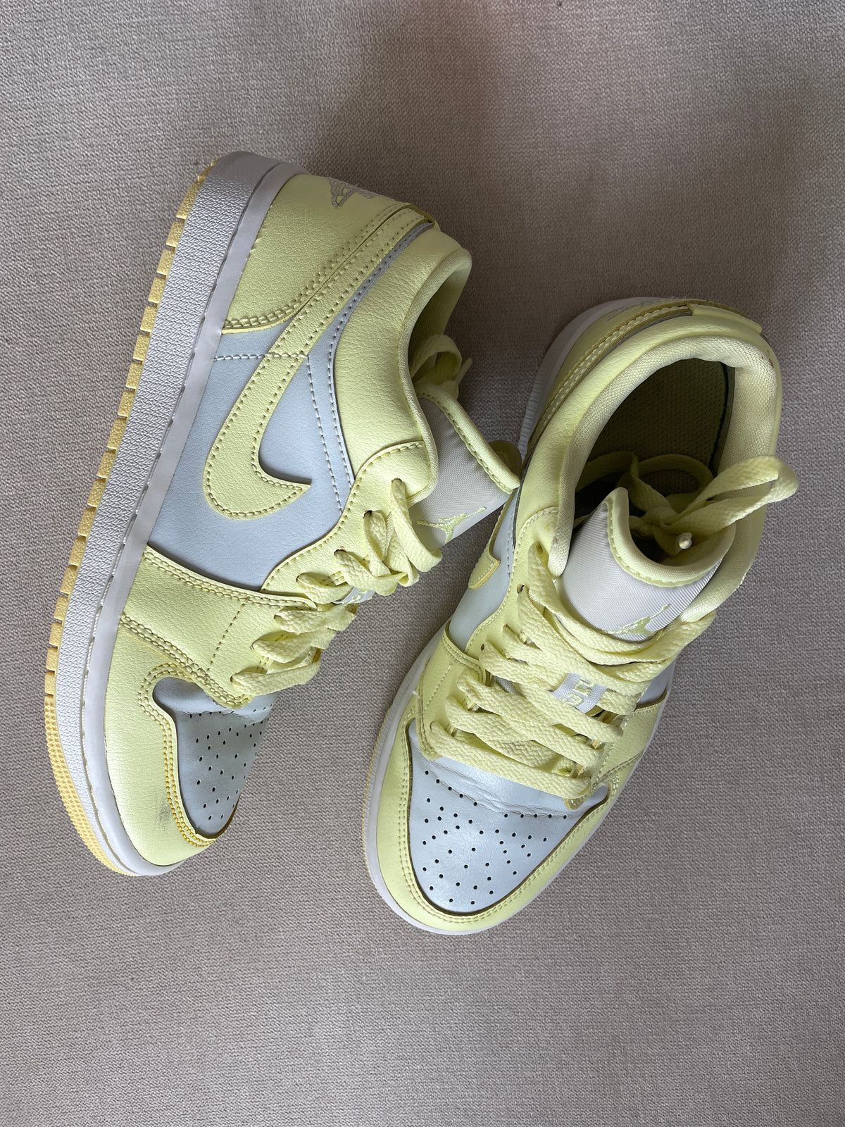 Nike Trainers - Size 4.5