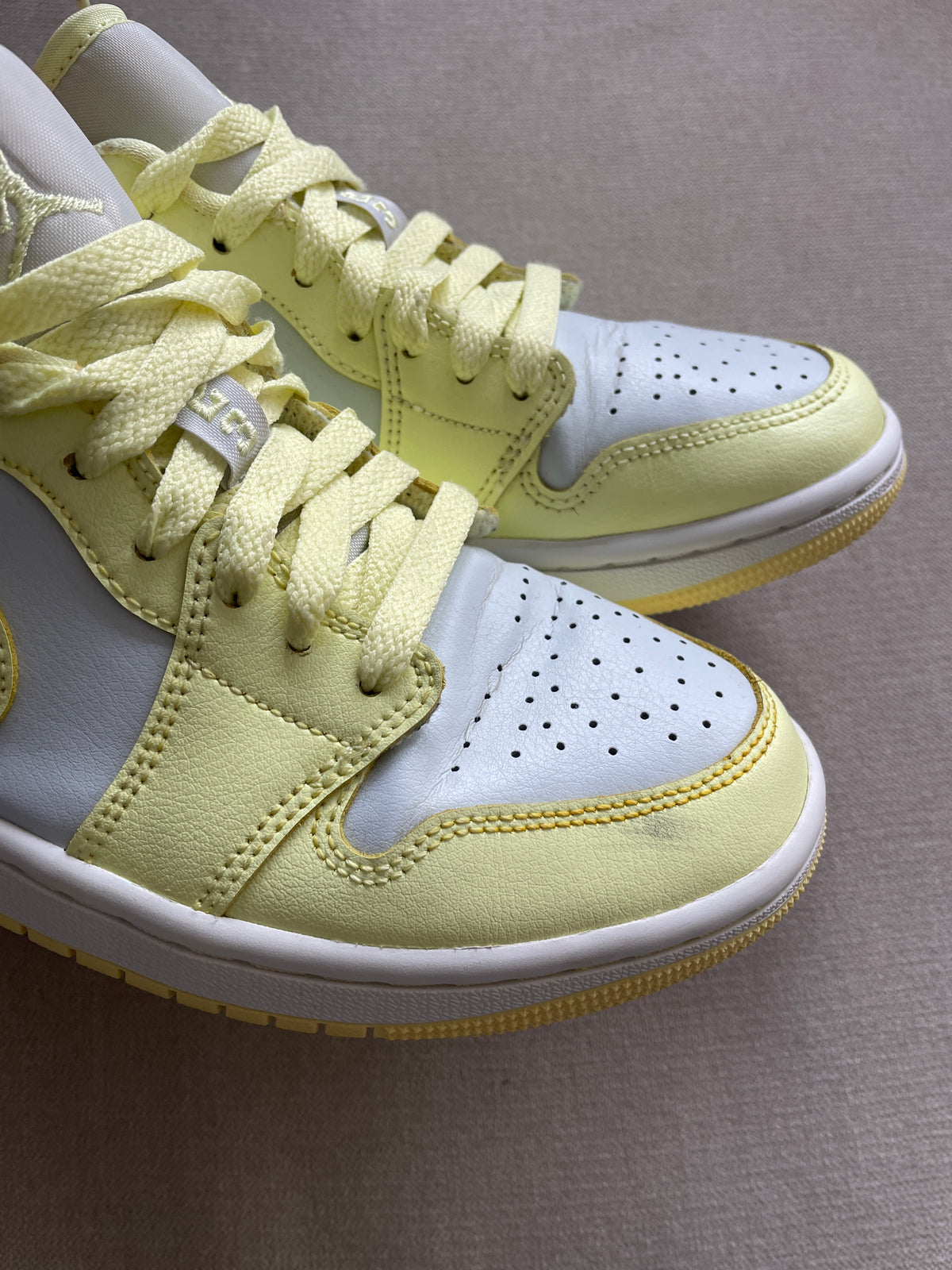 Nike Trainers - Size 4.5