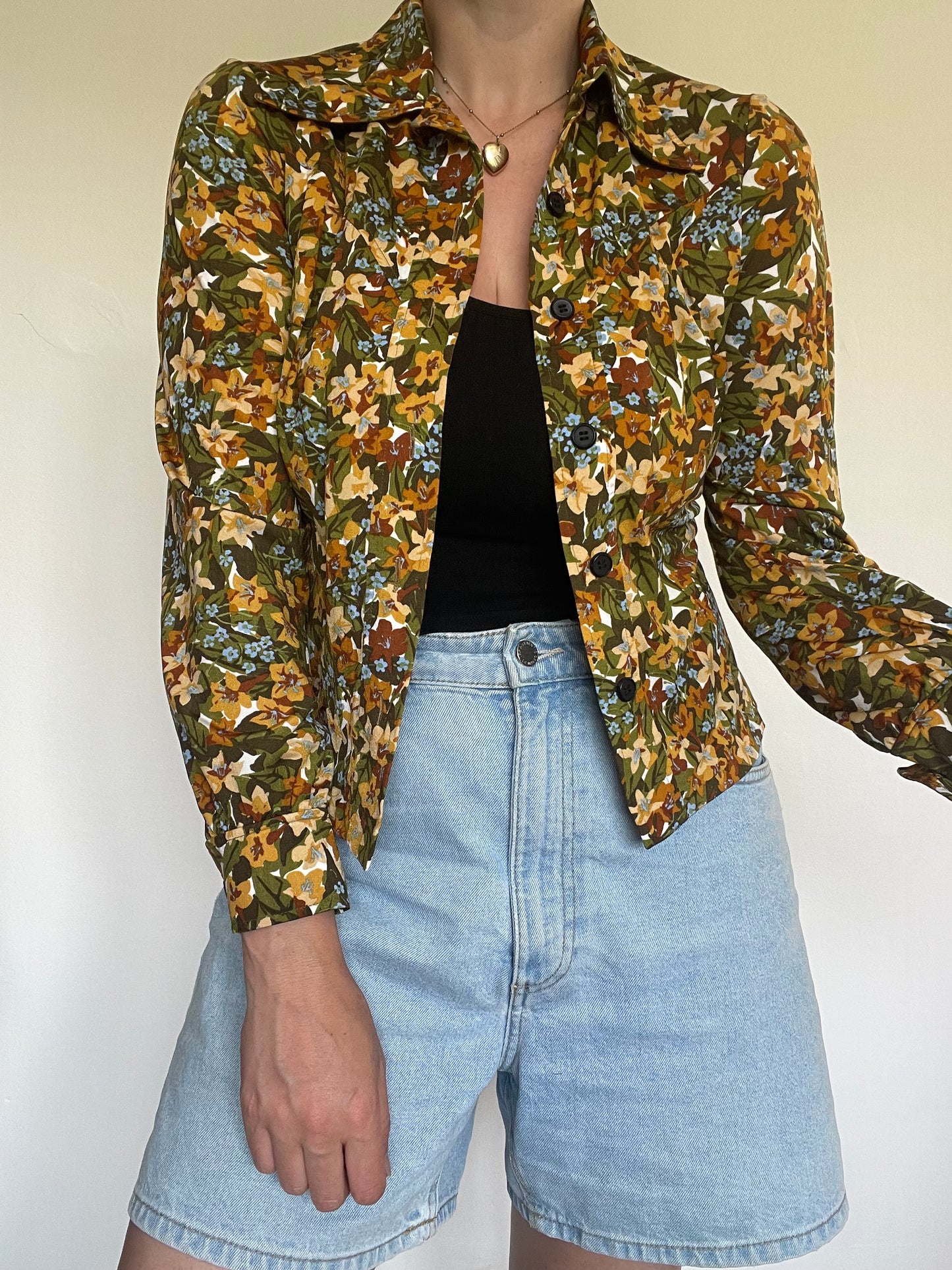 Vintage Shirt - Size Small