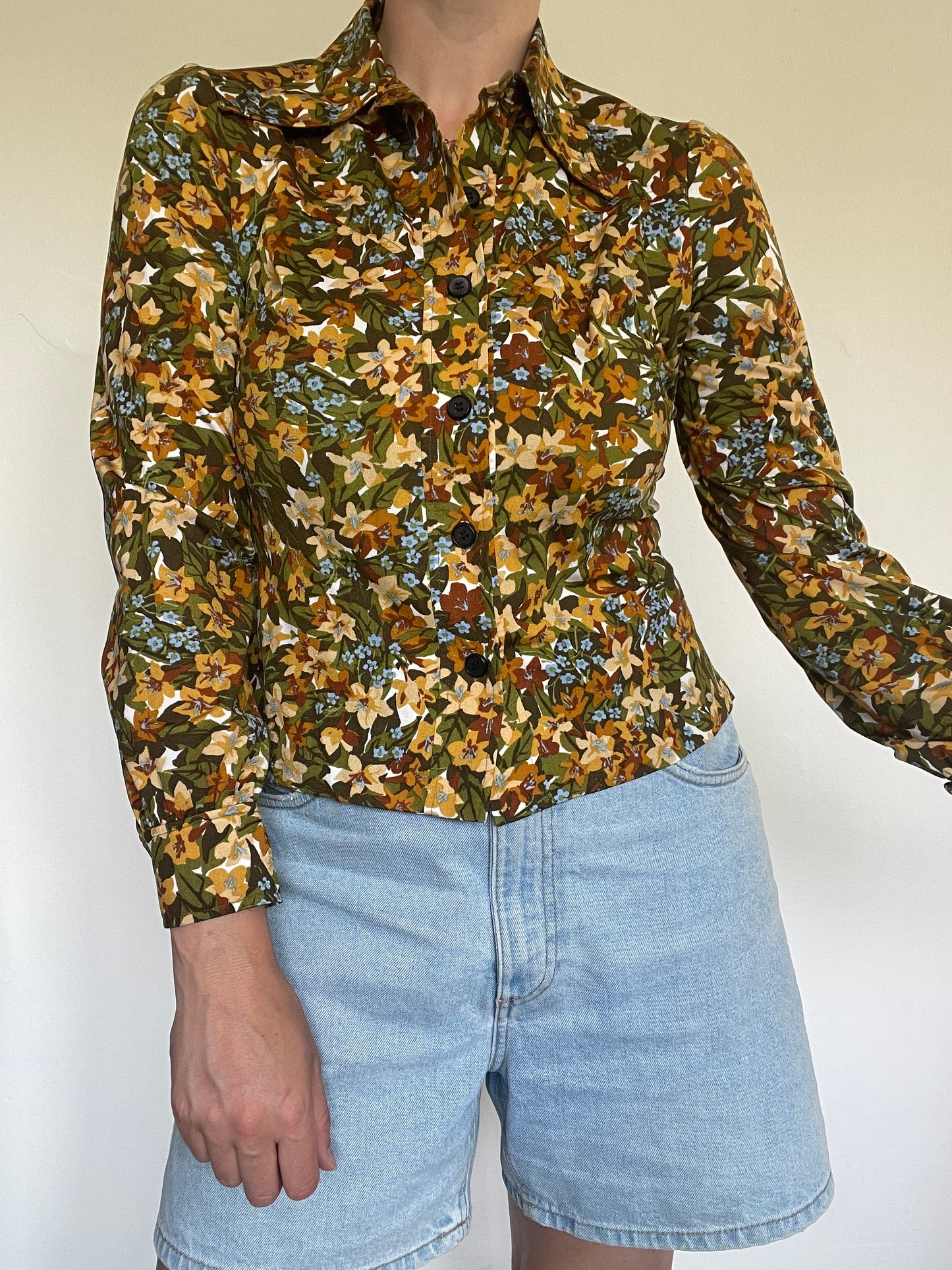 Vintage Shirt - Size Small