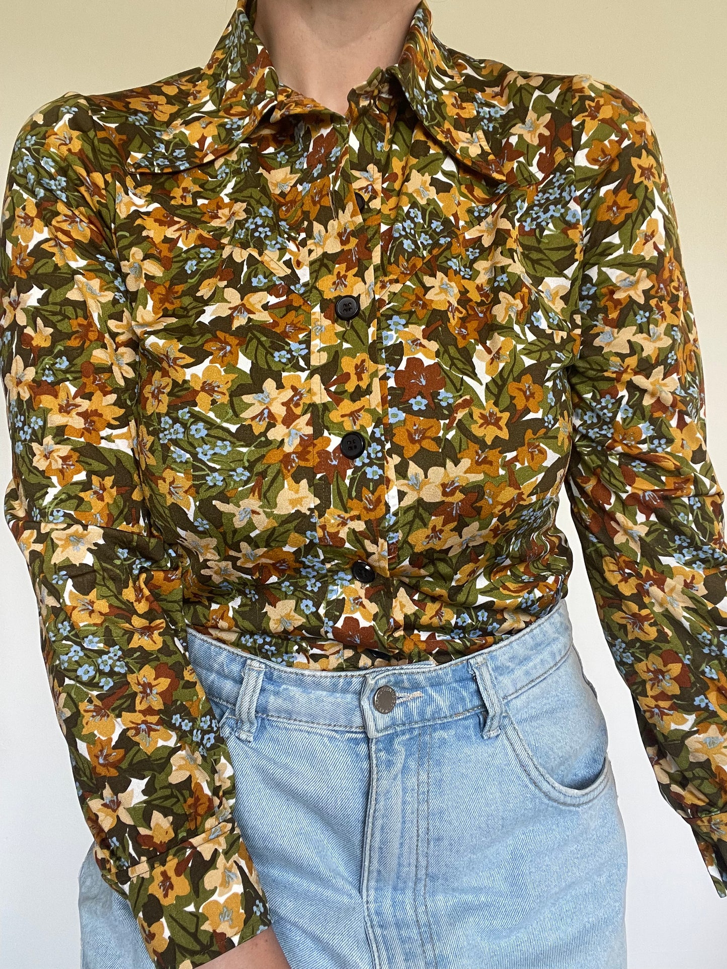 Vintage Shirt - Size Small