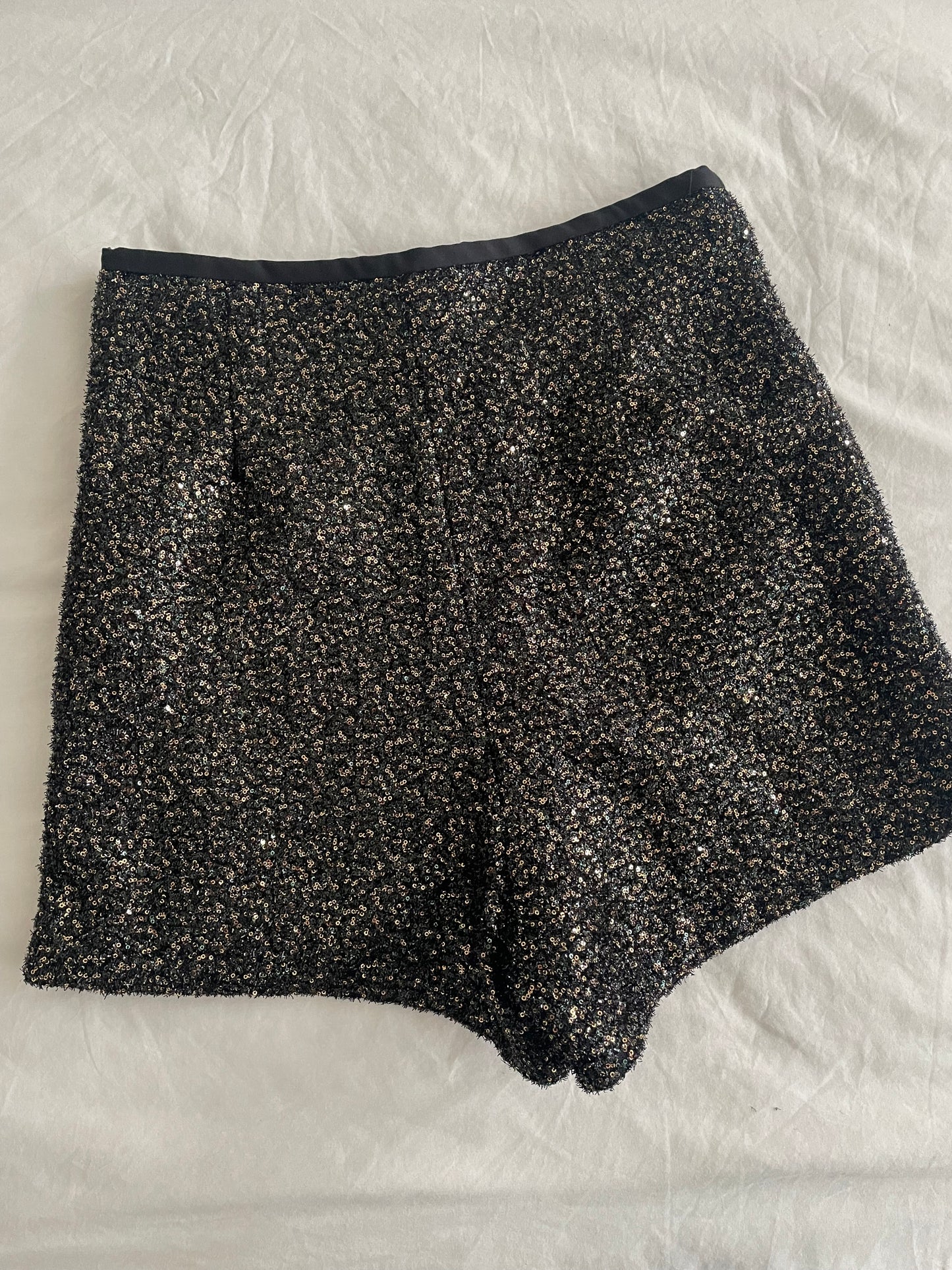 Zara Shorts - Size M
