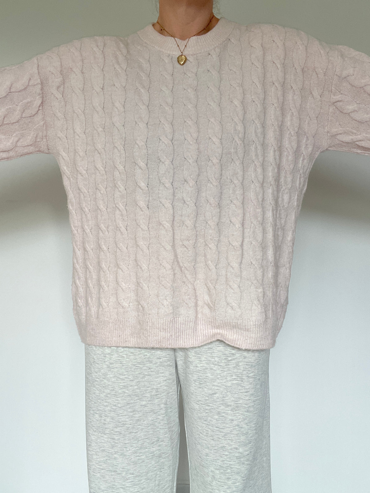 H&M Cable Knit Oversized Jumper - Size M