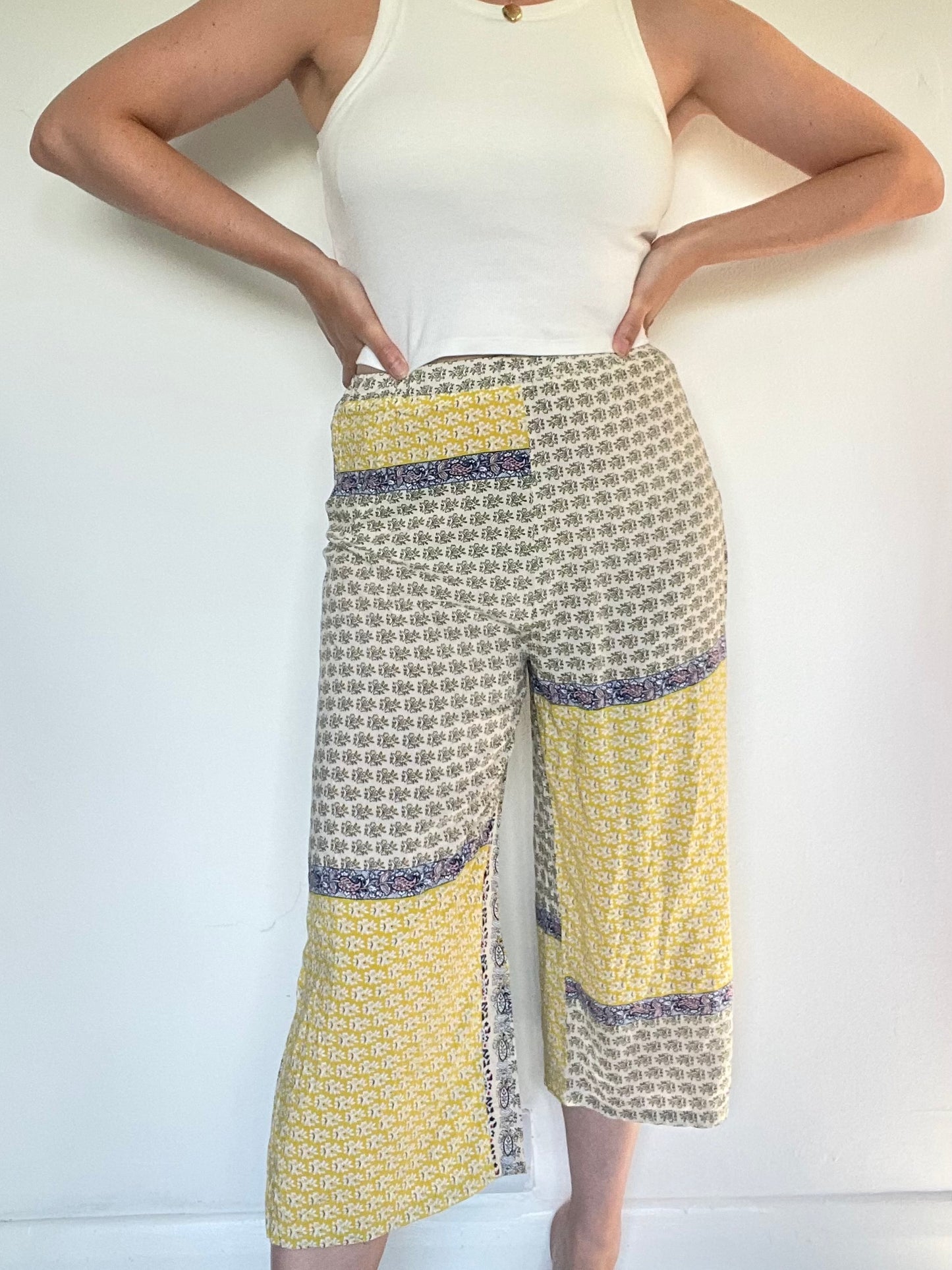 Cropped Trousers - Size Small