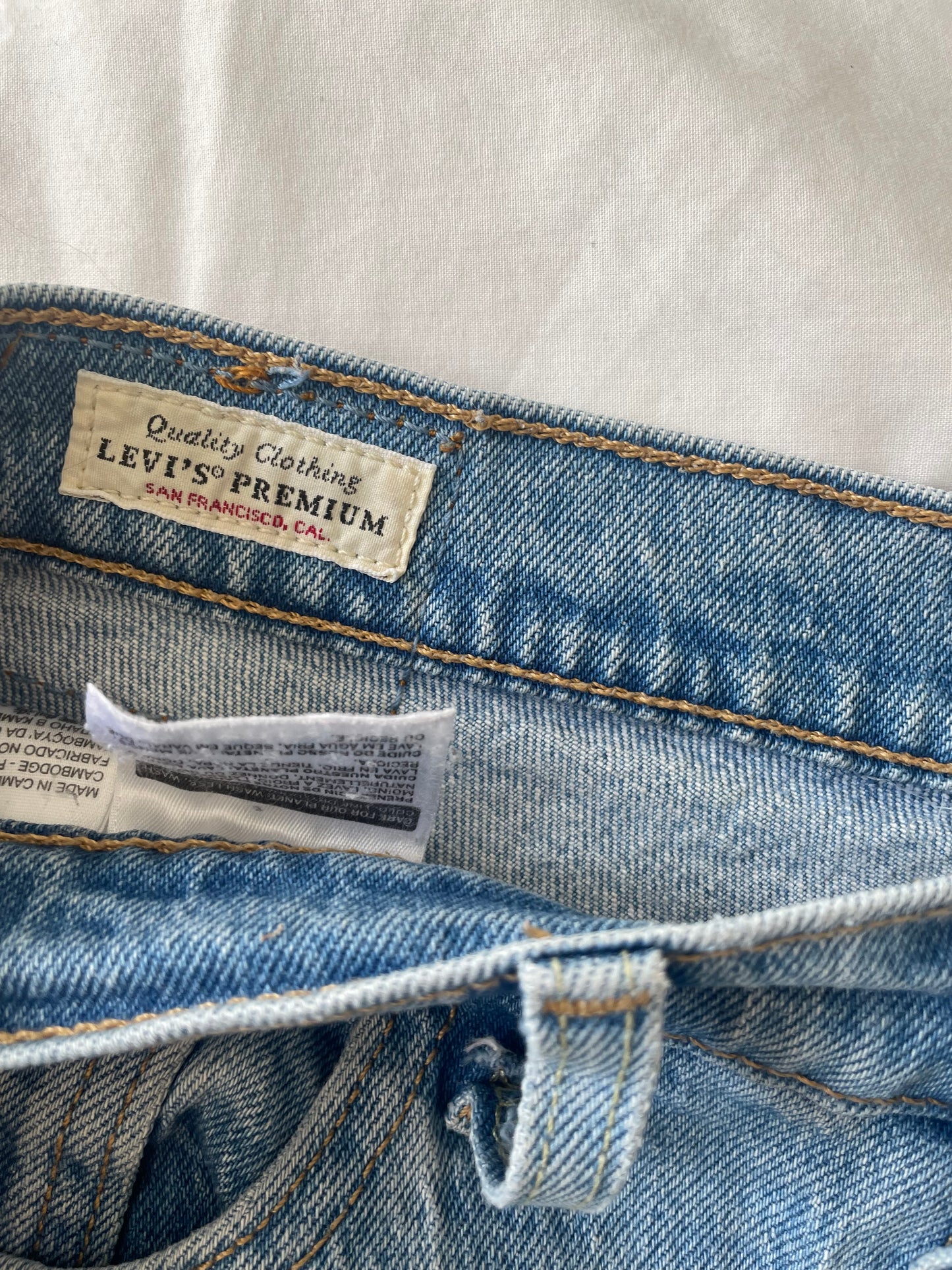 Levi's 501 - Size 10