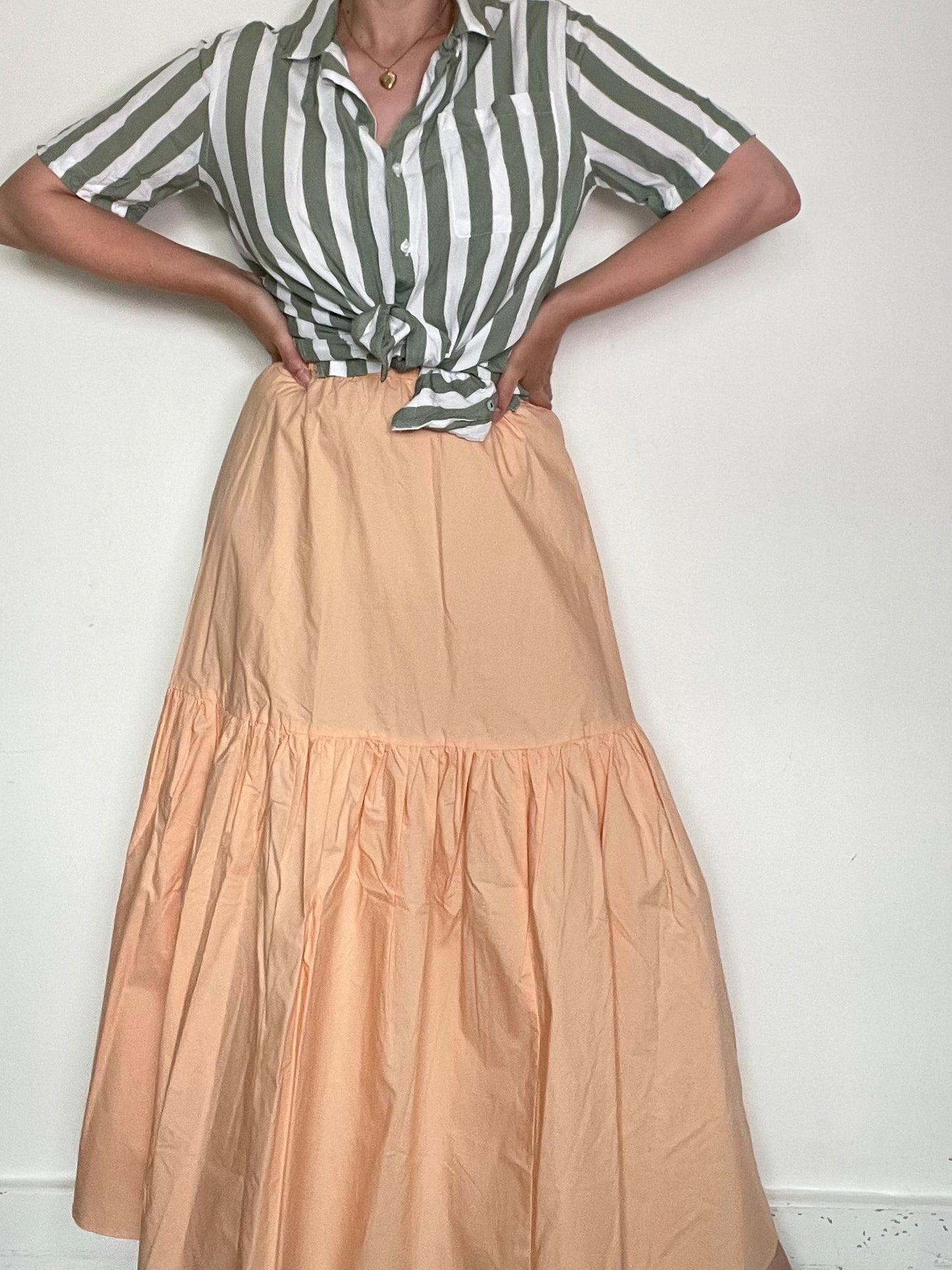 H&M Skirt NEW - Size Small