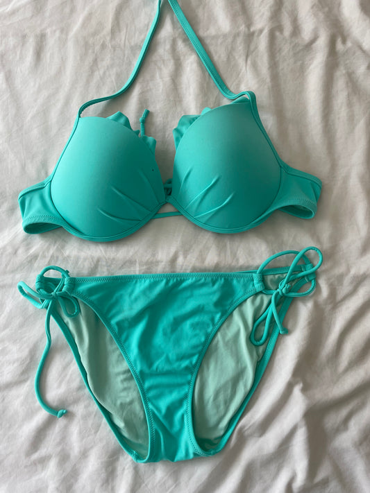 Victoria Secret Bikini - Size M