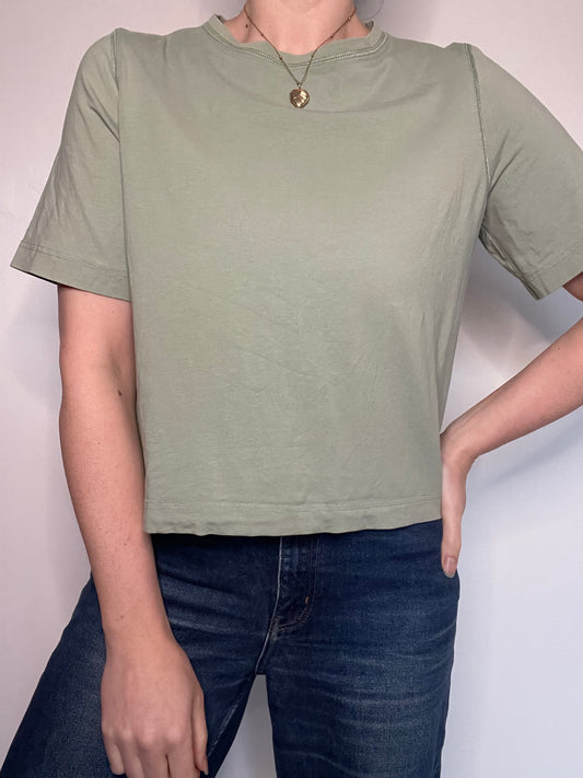 Weekday T Shirt - Size Small