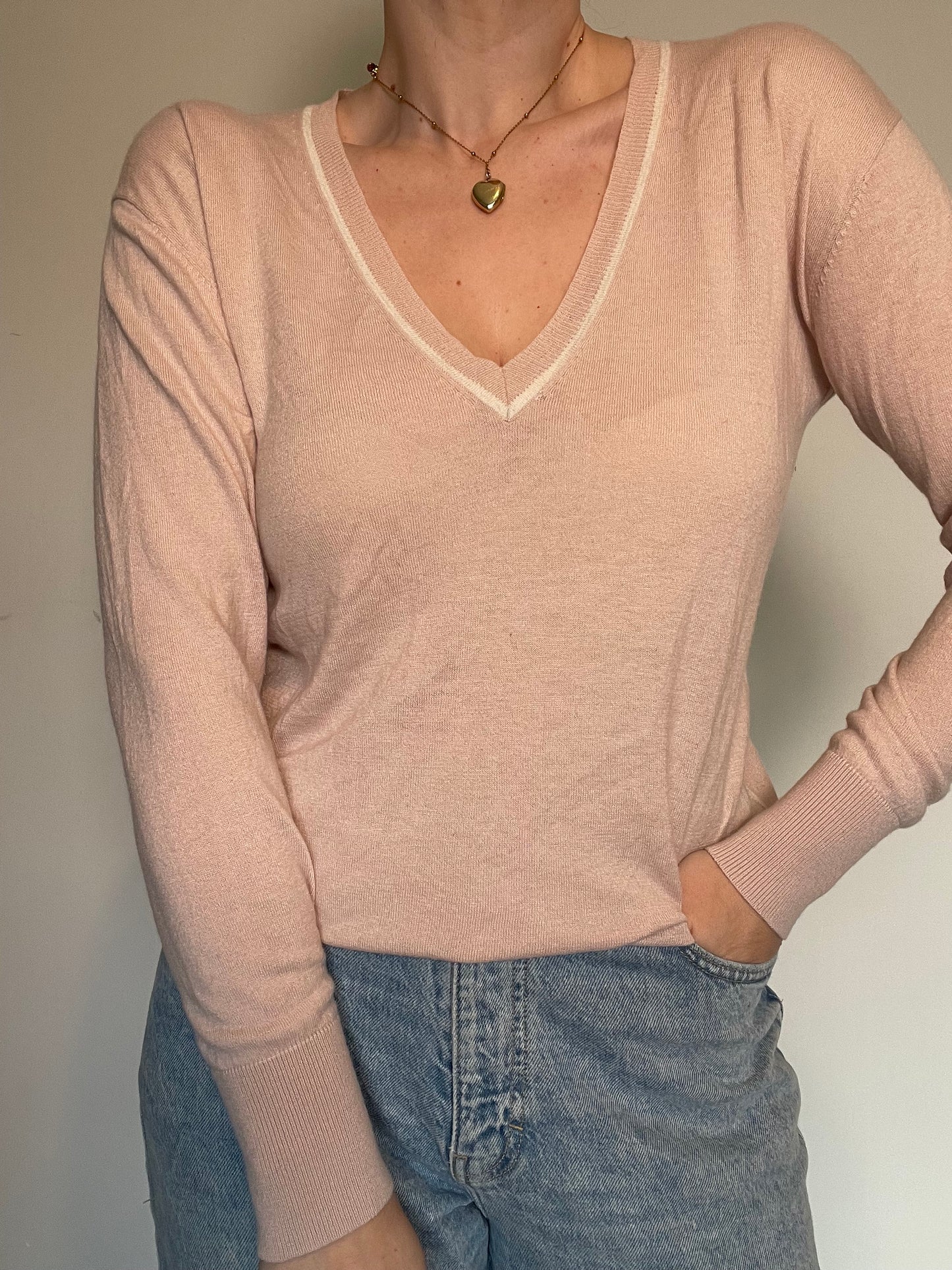 Hush Loose Fine Knit - Size 8