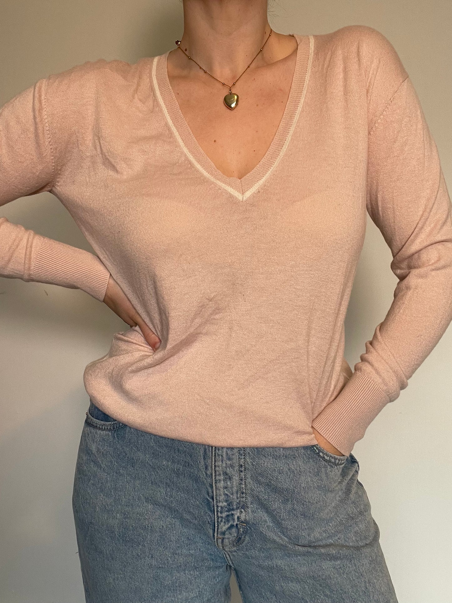 Hush Loose Fine Knit - Size 8