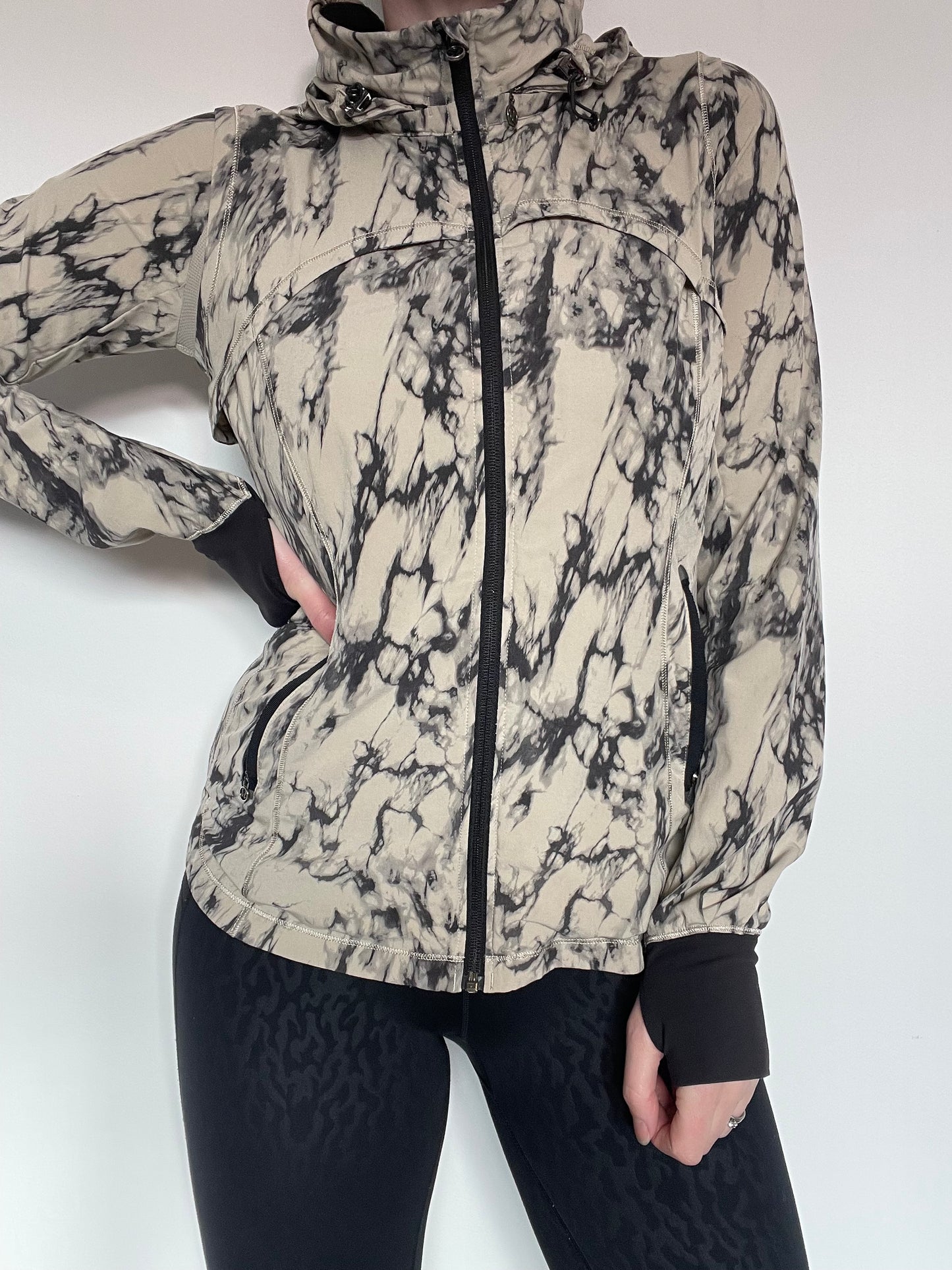 Lululemon Jacket - Size 12-14