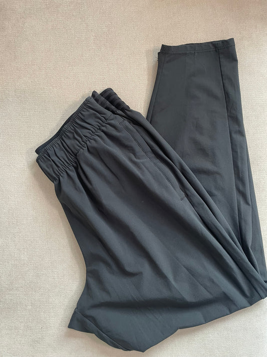 Nike Lightweight Trousers - Size M