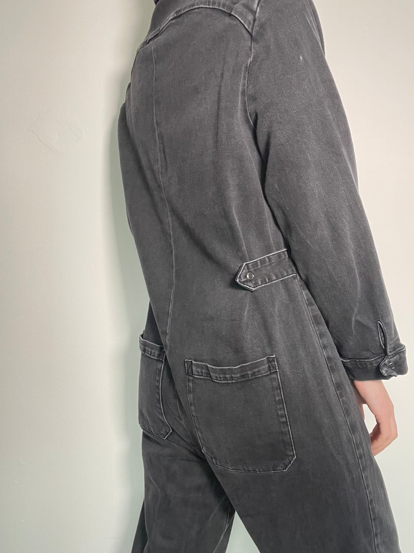 Beyond Nine - Size L