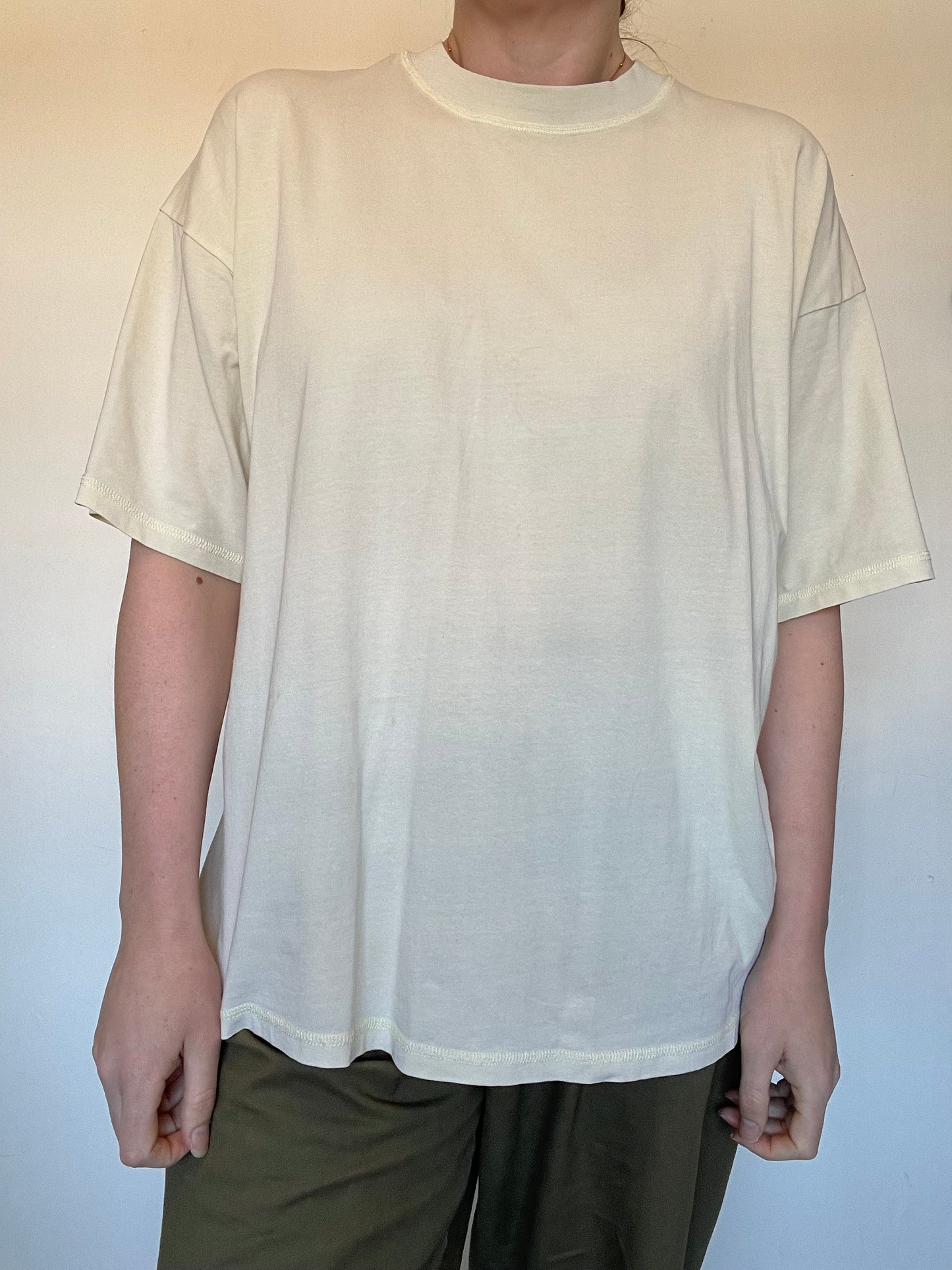 H&M T Shirt - Size Medium Men's