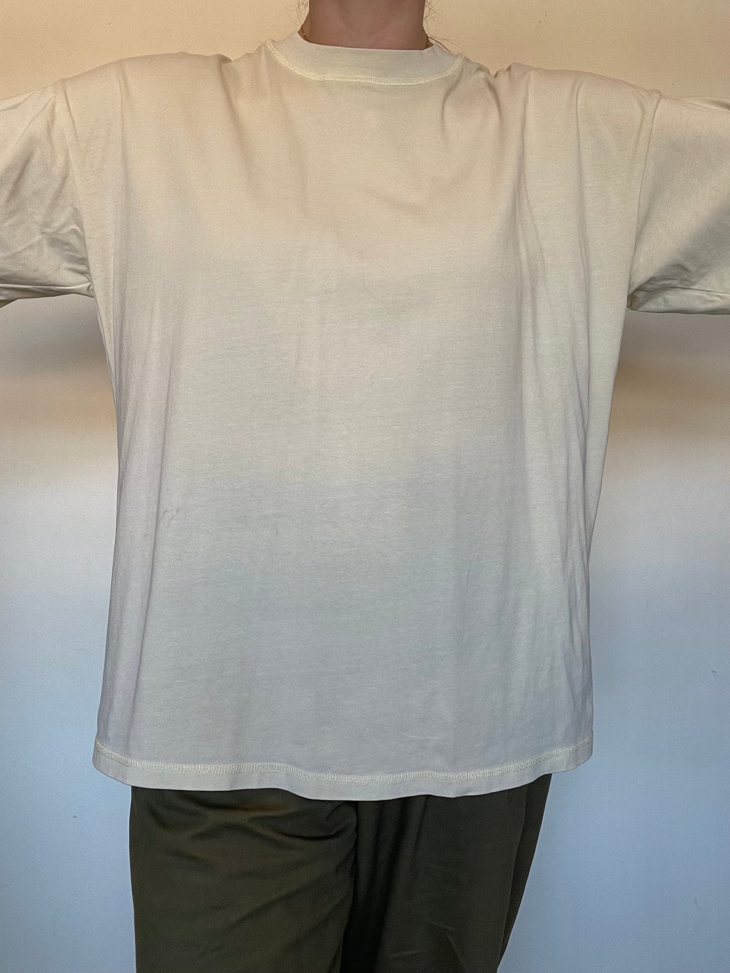 H&M T Shirt - Size Medium Men's