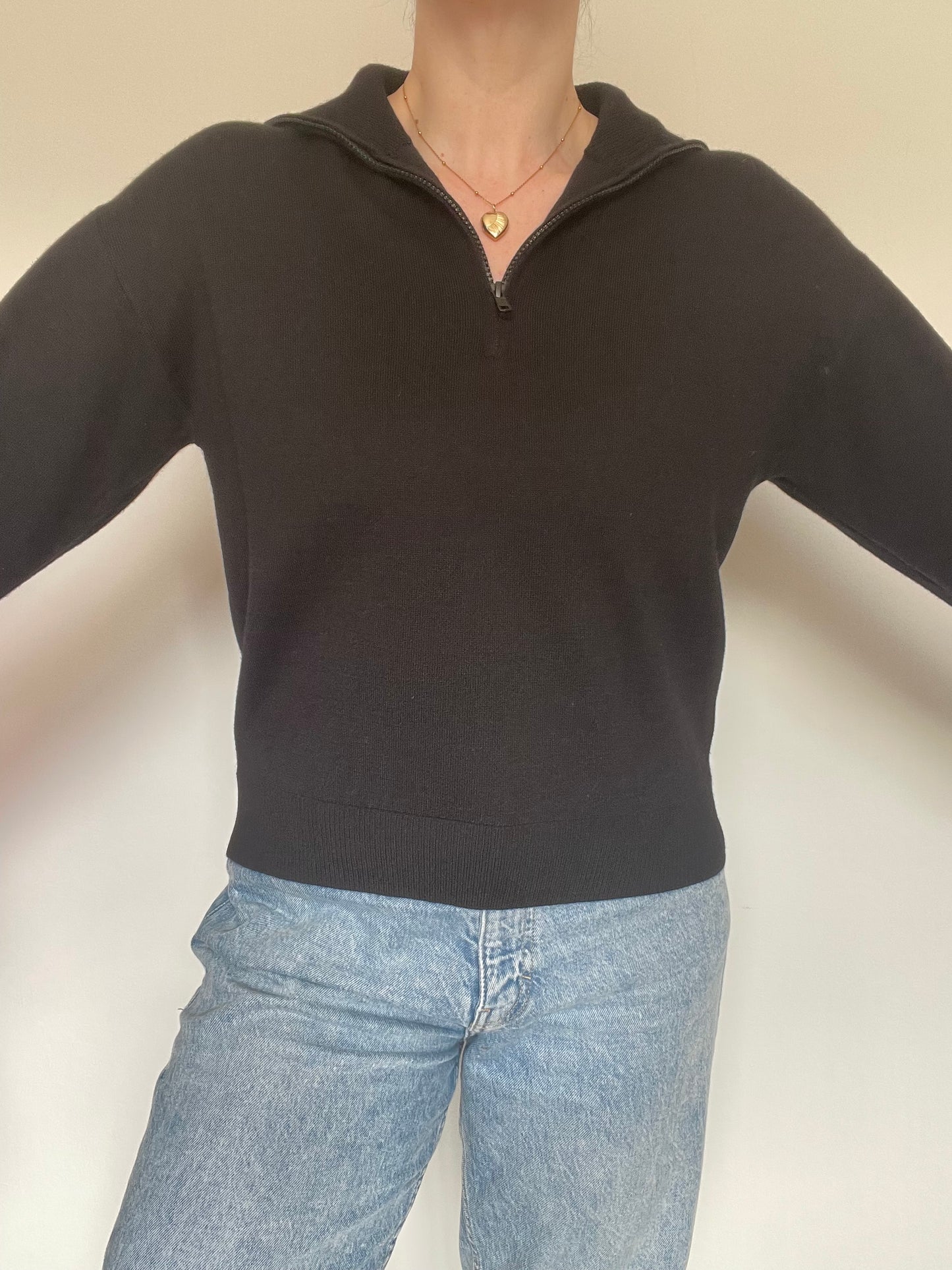 Uniqlo Quarter Zip - Size M