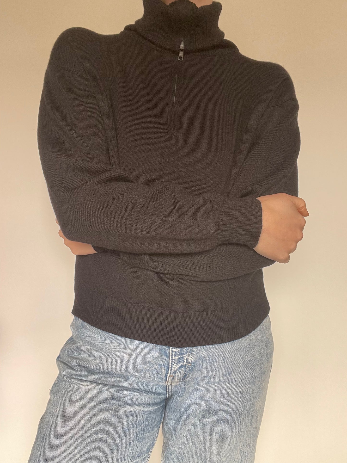 Uniqlo Quarter Zip - Size M