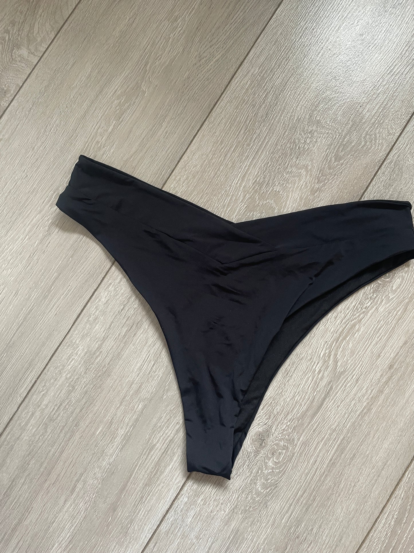 Calzedonia Bikini Bottoms - Size 12