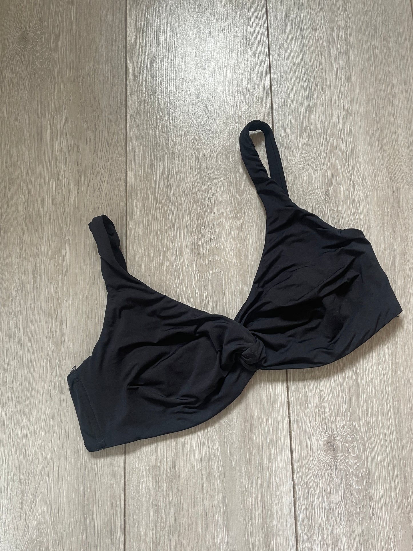 Calzedonia Bikini Top - Size 36D