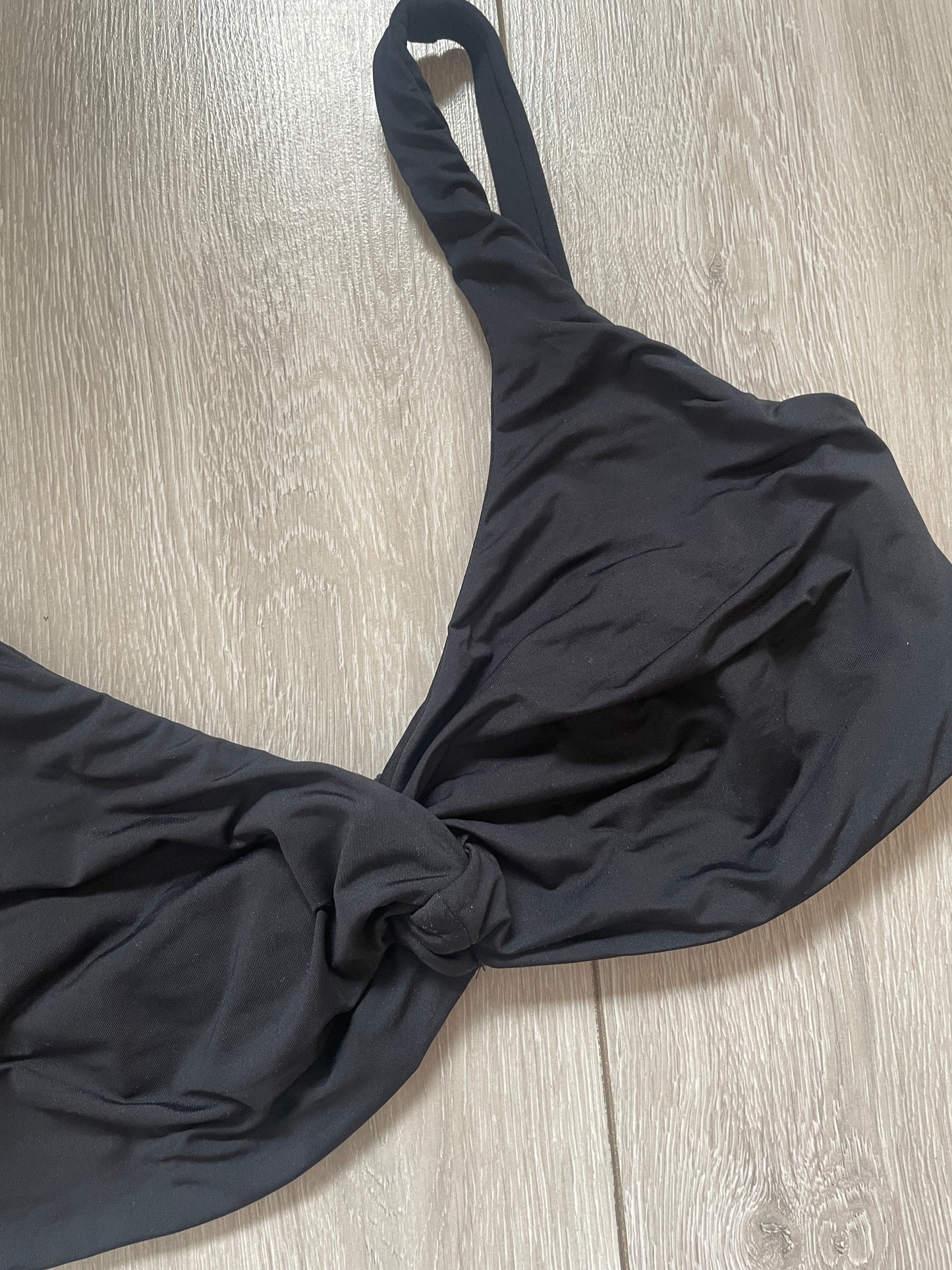 Calzedonia Bikini Top - Size 36D