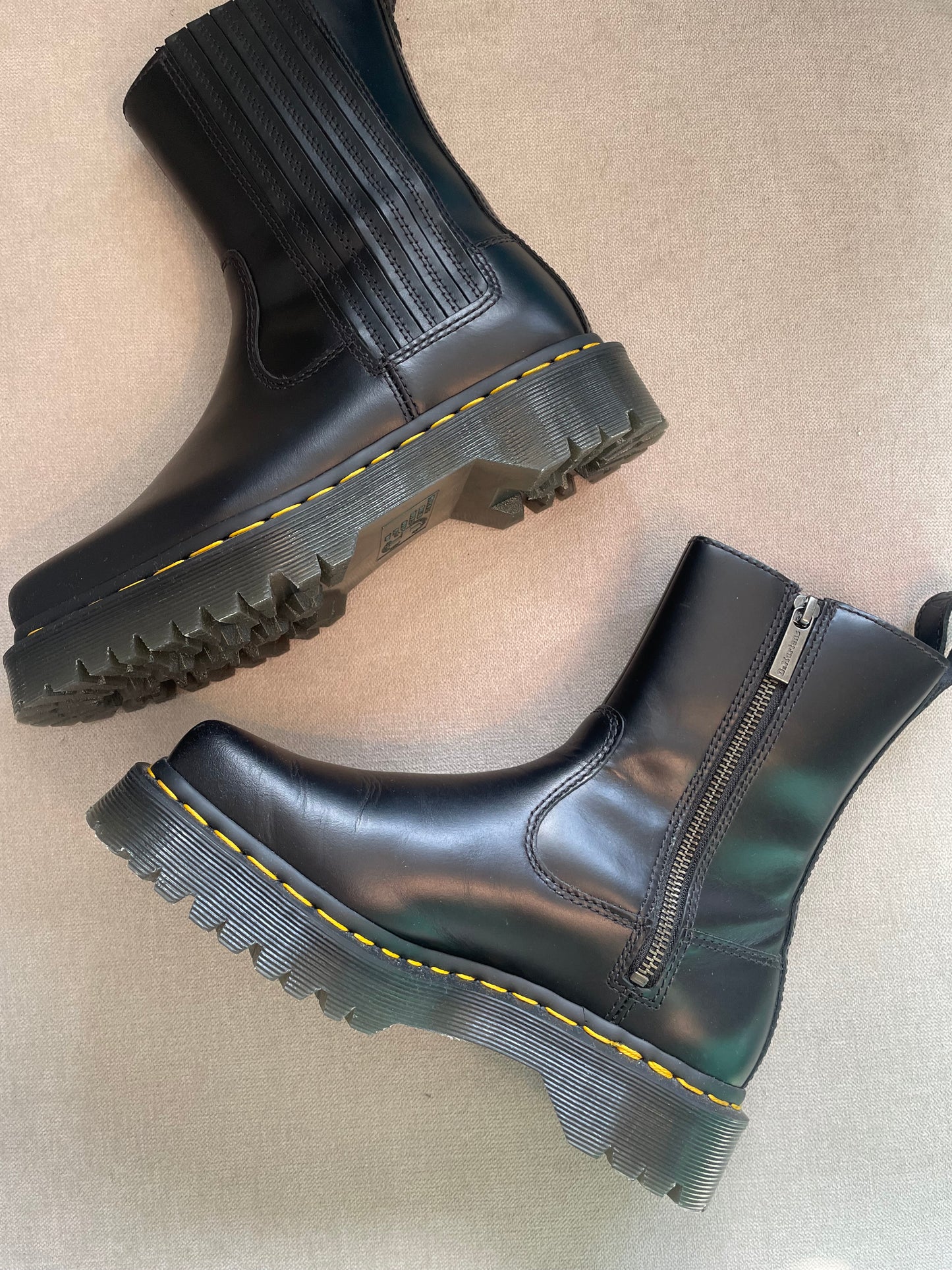 Dr Martens Boots - Size 4