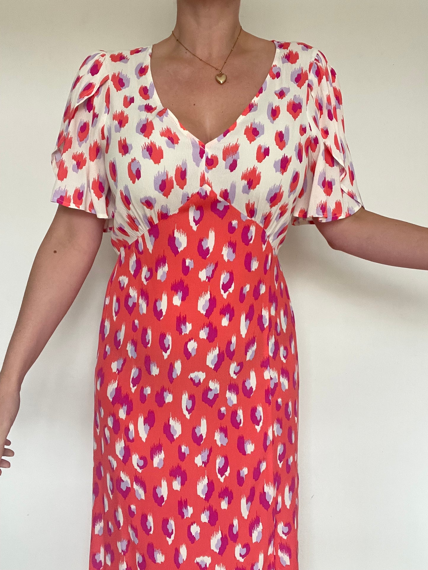 Love & Roses Dress NEW - Size 12