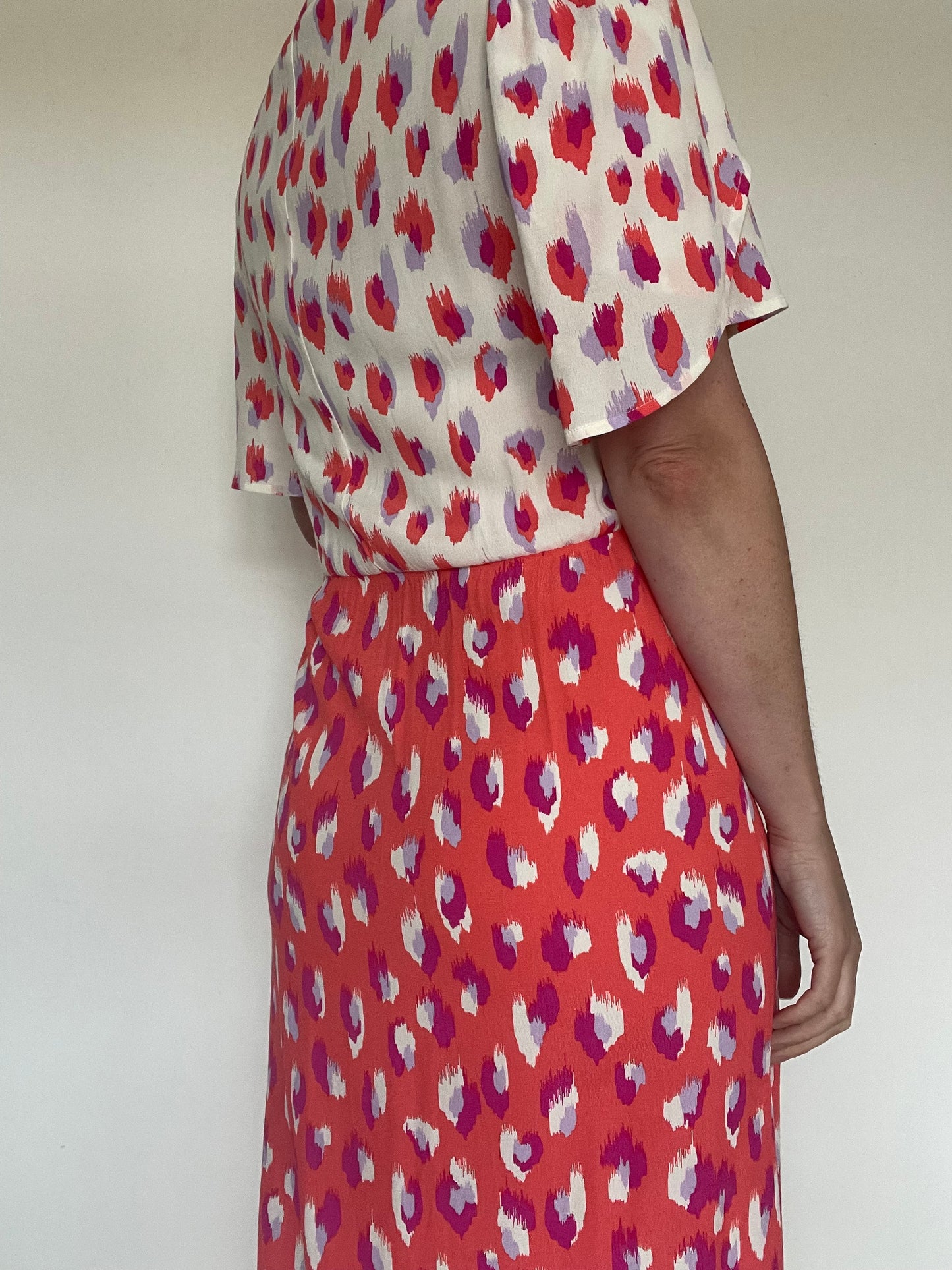 Love & Roses Dress NEW - Size 12