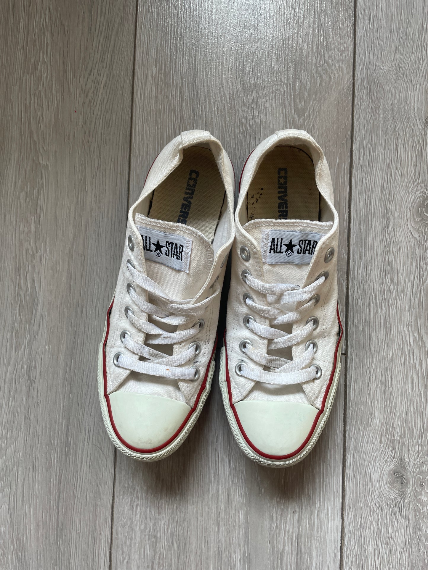 Converse - Size US 5.5