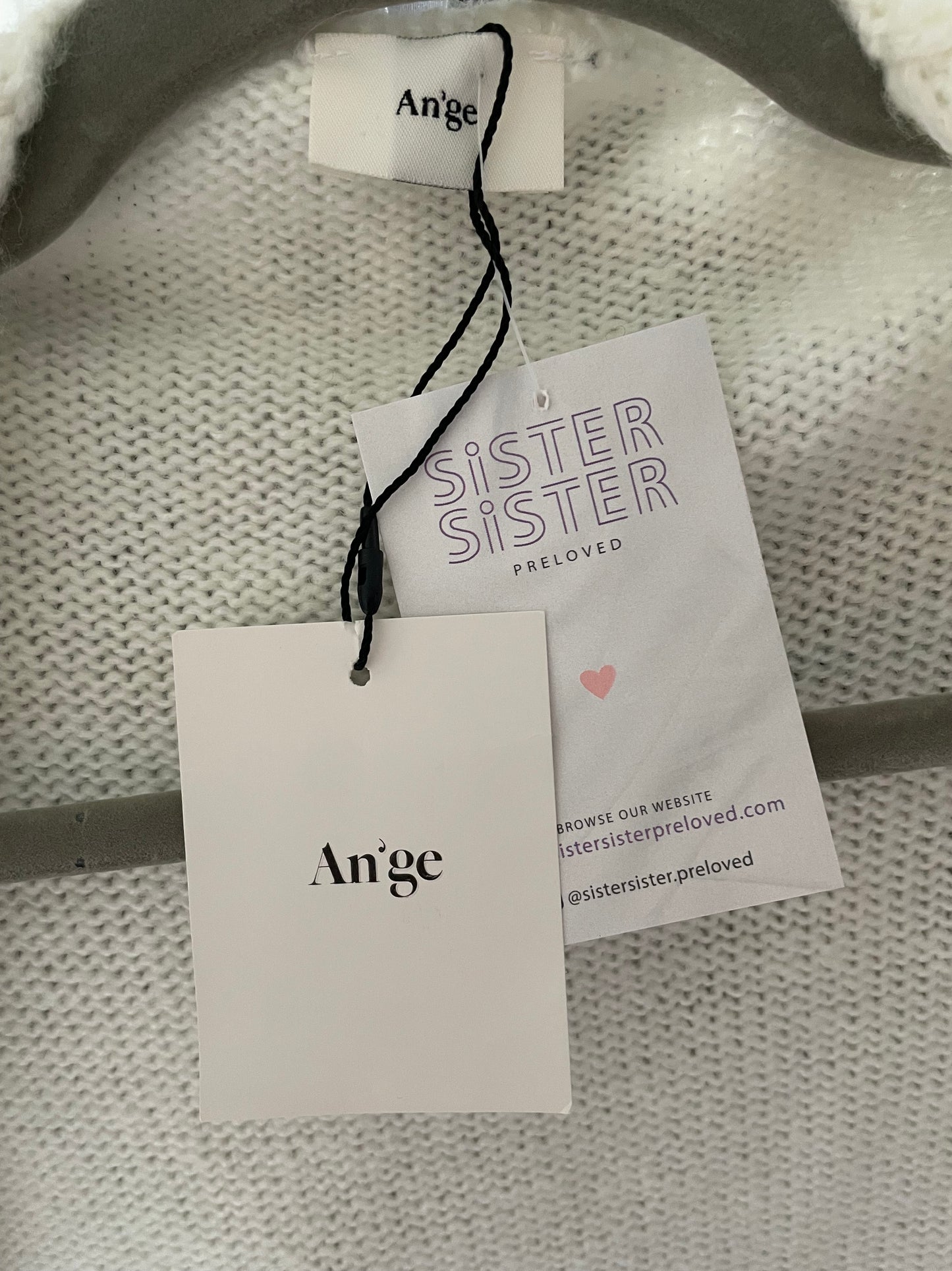 An'ge Knit NEW - One Size