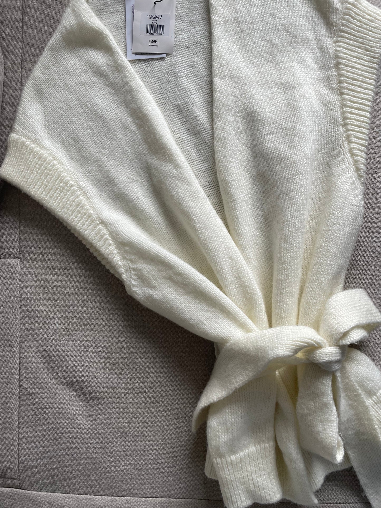 An'ge Knit NEW - One Size