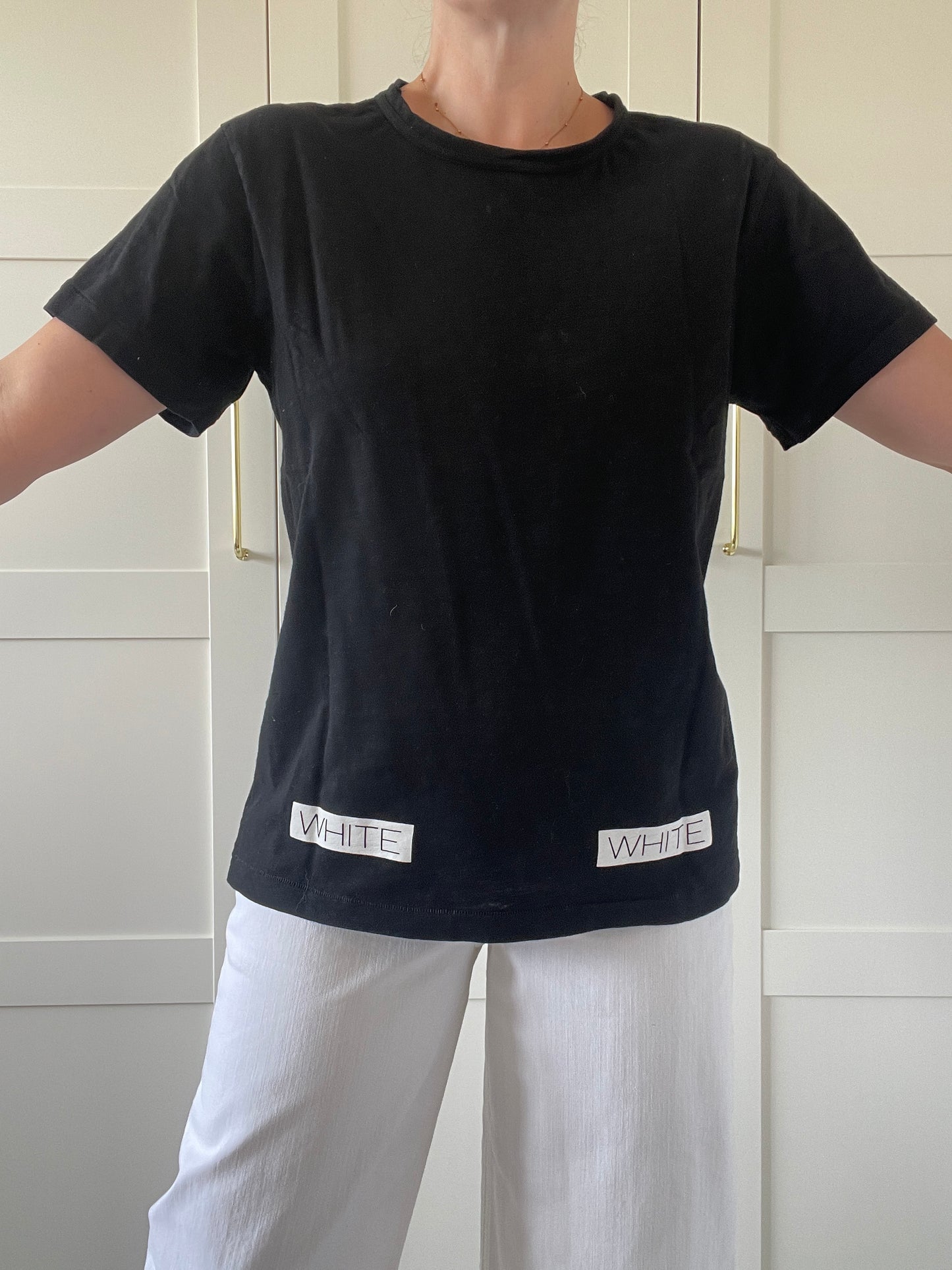 Off White T Shirt - Size M